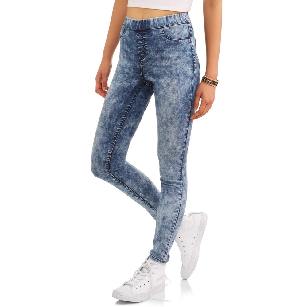 No Boundaries Acid Wash Jeggings